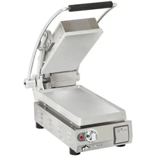Star PST7IEA-120 Pro-Max 2.0 Sandwich Grill with 7.5" Smooth Cast Iron Plates