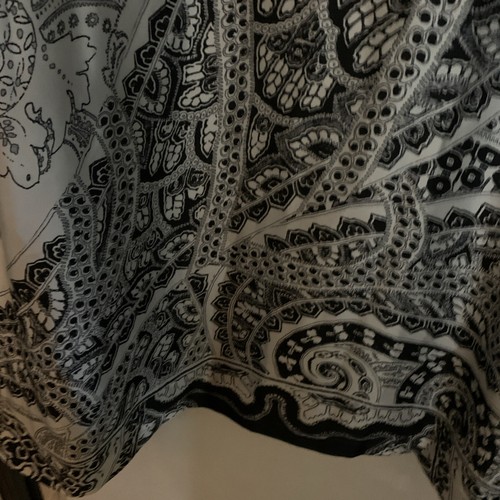 Black And White Satin Kimono Boho Duster By Zara-Small But Fits Like Medium - Picture 7 of 9
