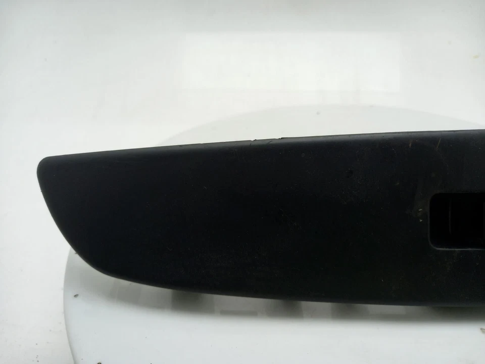 HYUNDAI IX35 Electric Window Switch 2010-2015 5 Door Estate 935702Y9609P  - Изображение 2 из 4