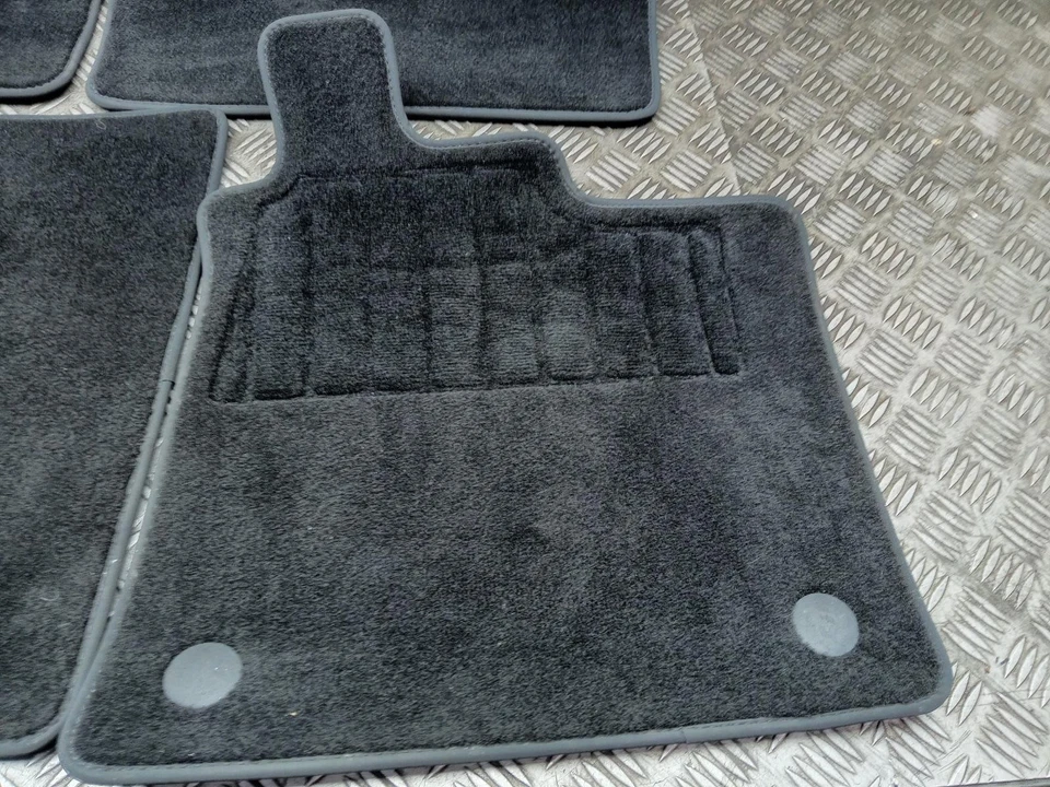 RENAULT CAPTUR FLOOR PANEL MAT LINER CARPET SET 8201711344 MK2 2019 - 2025 - Image 2 of 4