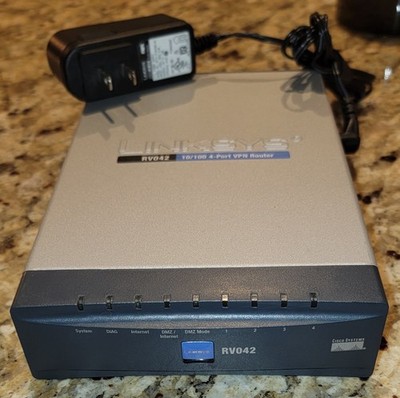 Linksys/Cisco RV042 Dual Wan VPN Router with AC Adapter and 4 LAN Ports TESTED!