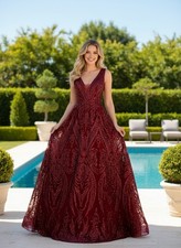 Red Sequin Embroidered Ball Gown Size 0 Event Formal Dress Holiday Dress