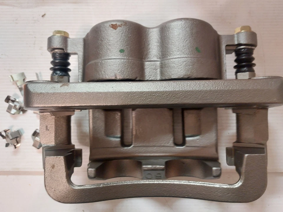 Pinza delantera derecha Ford F250/350SD 2005-13, FRC11903 Raybestos Foto 2 de 4