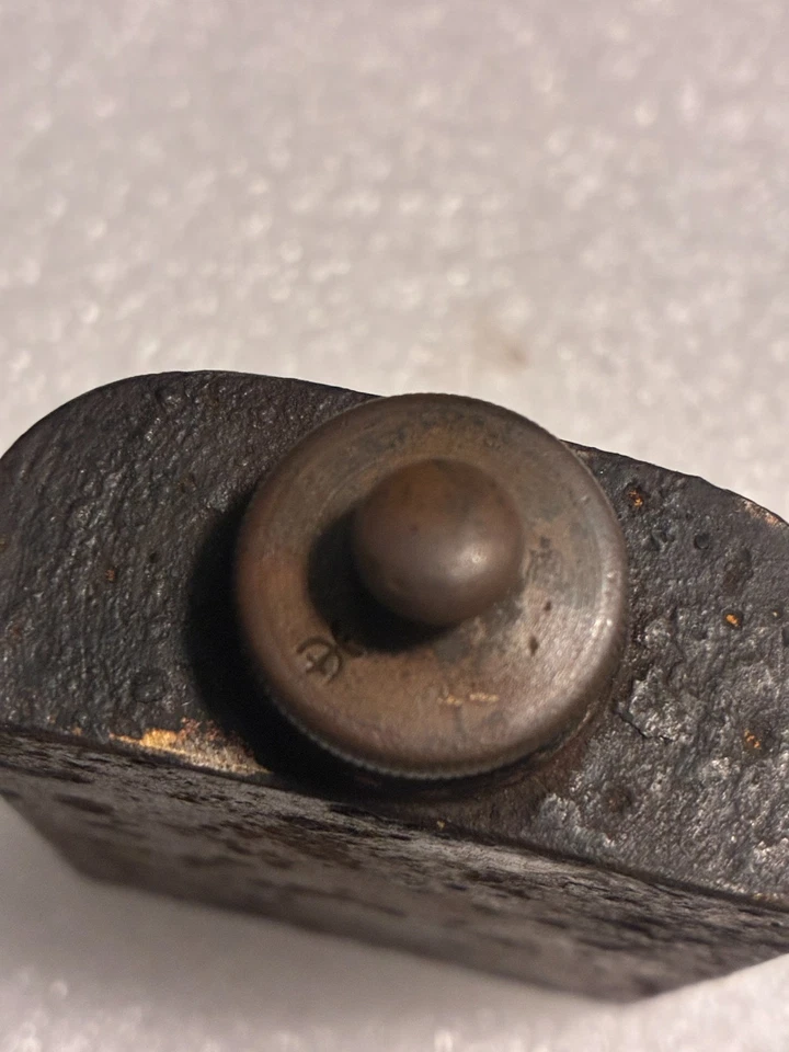 Botella de aceite original del ejército japonés para la bolsa de munición trasera. Foto 3 de 4