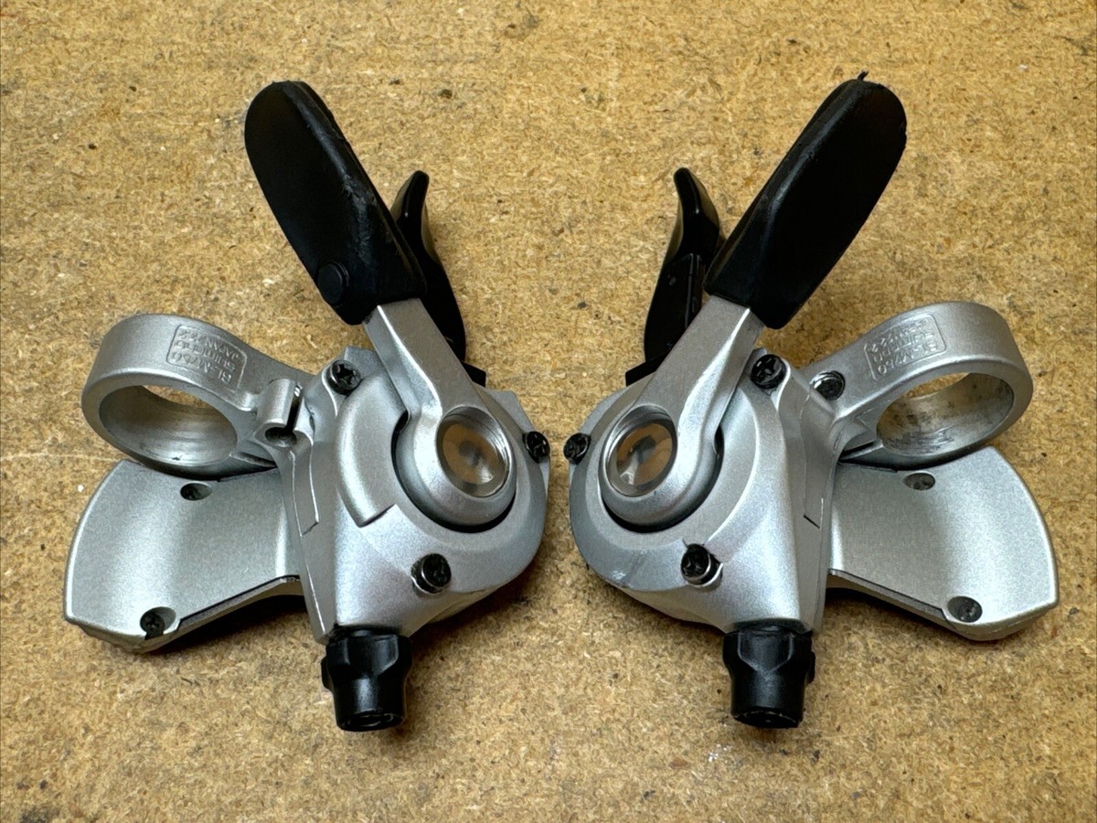 Shimano Deore XT SL-M750 Trigger Shifters Shifter Set 3 x 9 Shimano Deore XT SL-M750 Trigger Shifters Shifter Set 3 x 9