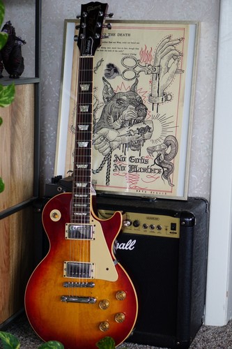1988 Gibson Les Paul Standard - Heritage Cherry Sunburst