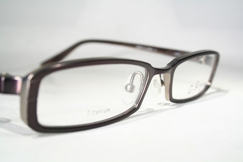 TITANIO ogi 5601 Premium giapponese slim rettangolare Occhiali Occhiali da  vista Frames | eBay