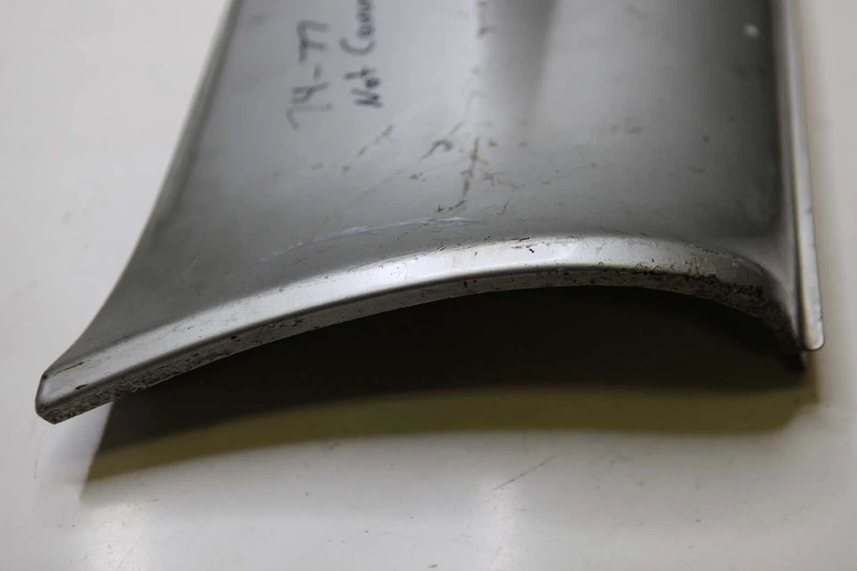 Extensión de parachoques trasero izquierdo 74-77 OEM Porsche 911 911 911 91150306702 911.503.067.02 G6 Foto 2 de 4