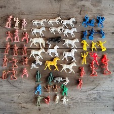 55 VINTAGE Assorted horses 2.5" COWBOYS INDIANS PLASTIC FIGURES 60's LOT