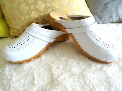 white clogs wooden heel