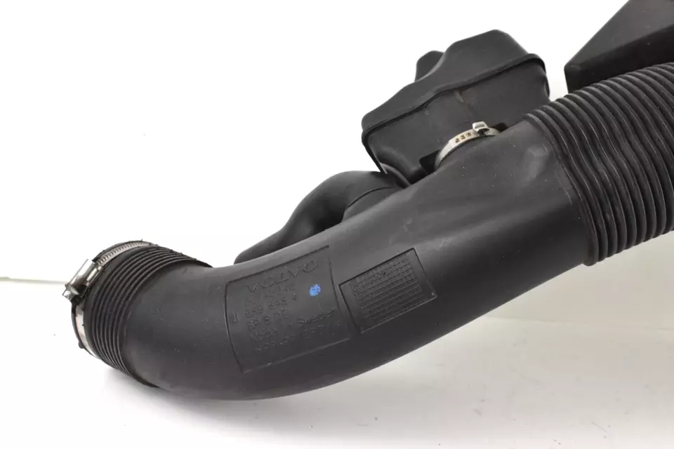 ✅OEM 2007-2015 VOLVO S80 V70 XC60 XC70 SEDAN 3.2L Air Intake Hose Pipe 30745348 - Image 2 of 4