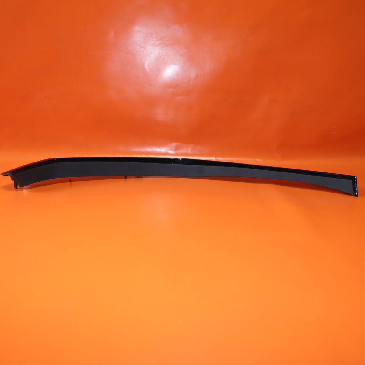 Lamborghini Urus 2019-2021 Rear Right Wheel arch molding