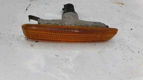 BMW 5 E39 Kotflügelblinker vorne links 2.50 Diesel 120kw 2001 25512050