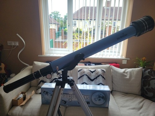 Telescopio refractor Sky-Watcher SK 607AZ2 con trípode astrología coleccionable - Imagen 4 de 9