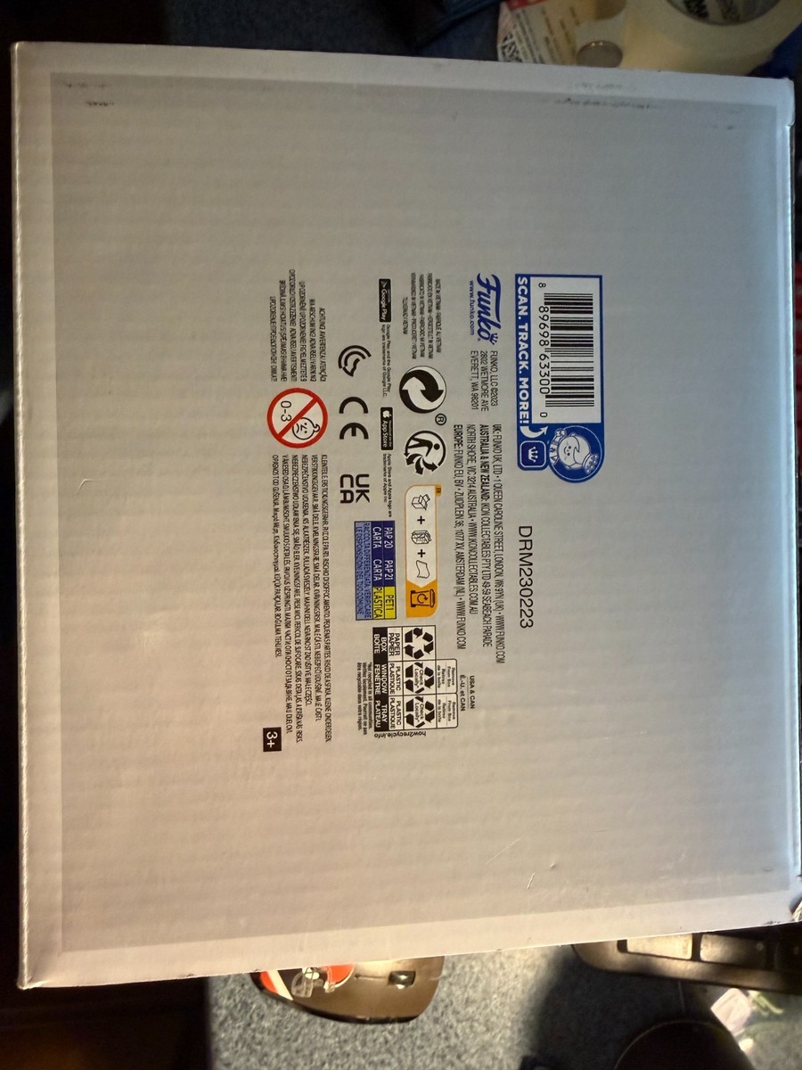 Funko Pop! Deluxe: Naruto - Hiruzen Sarutobi - GameStop (Exclusive