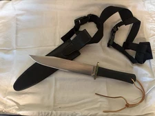 Cold Steel Trail Master Bowie Knife Carbon V USA Ventura CA Brass Guard + Sheath