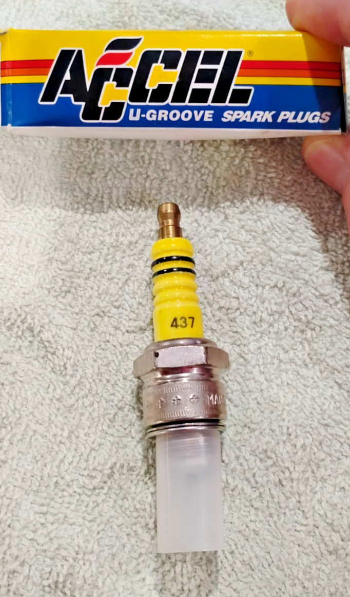 ACCEL Spark Plug 437 U-Groove
