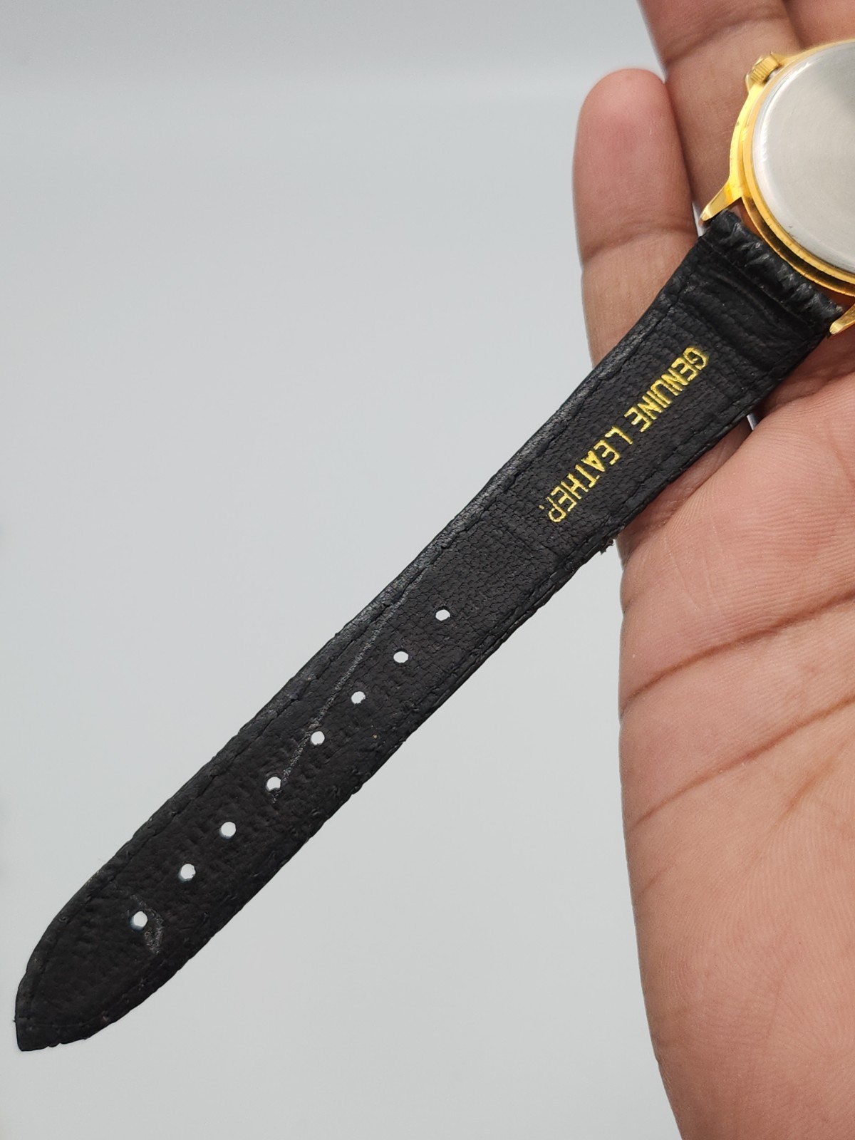 Reflex Vintage Quartz Analogue Gold Tone Case White Dial Black Leather Strap image 10