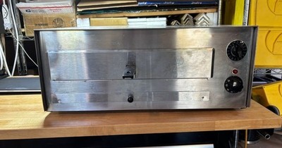 Wisco 560 Pizza Oven Cheese Melter Salamander Broiler 120V NSF Commercial