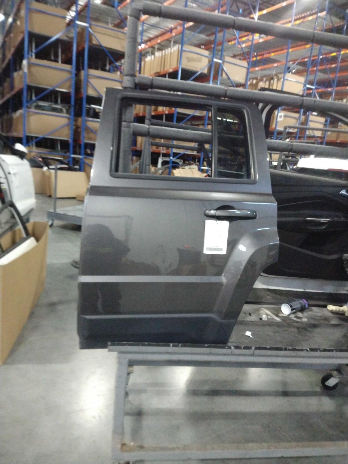 2015 Jeep Patriot Left Rear Door Grey OEM Used 104K Miles - Tag 0000189369