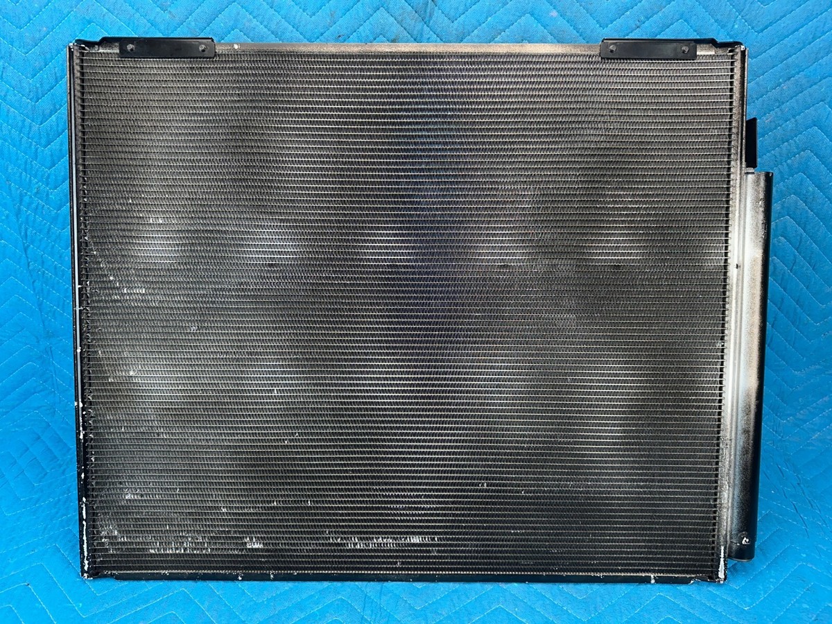 Lexus LX570 Toyota Land Cruiser A/C Condenser Radiator 88460