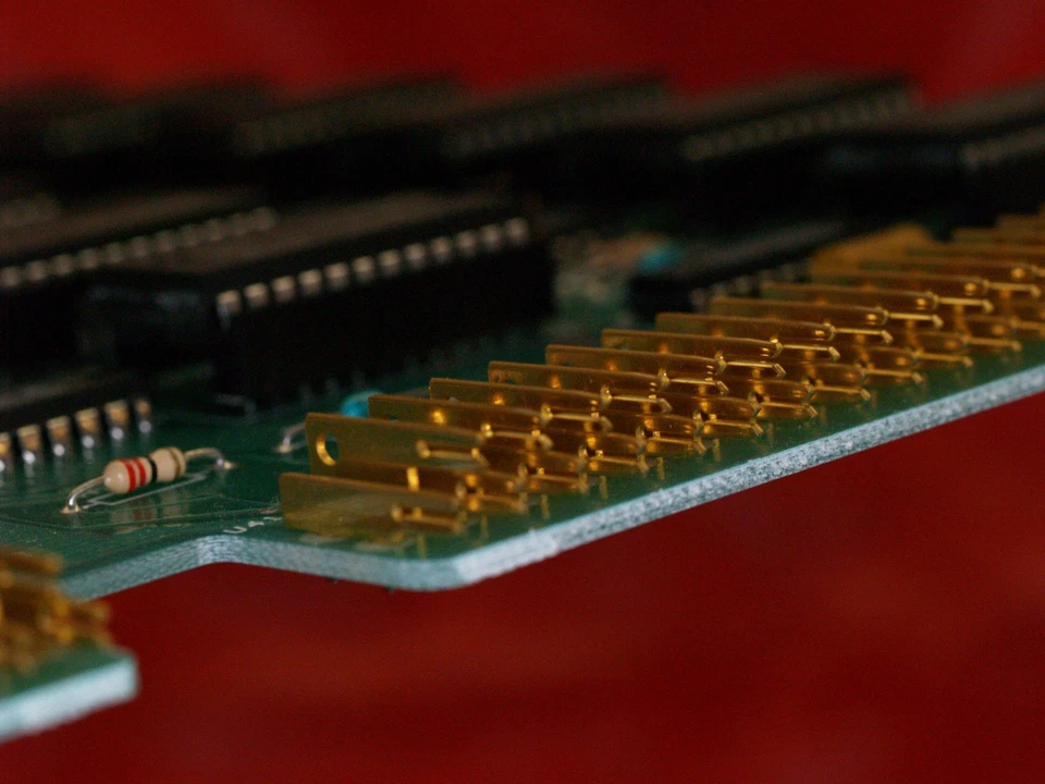 GE - General Electric I/O Module PLC  IC600CB502L Advanced  Logic Series 6 - Image 4 of 4