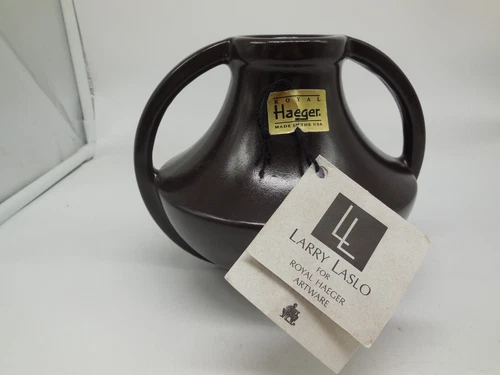 RARE VINTAGE NEW - HAEGER LARRY LASLO - ART DECO STONEWARE BROWN POTTERY VASE