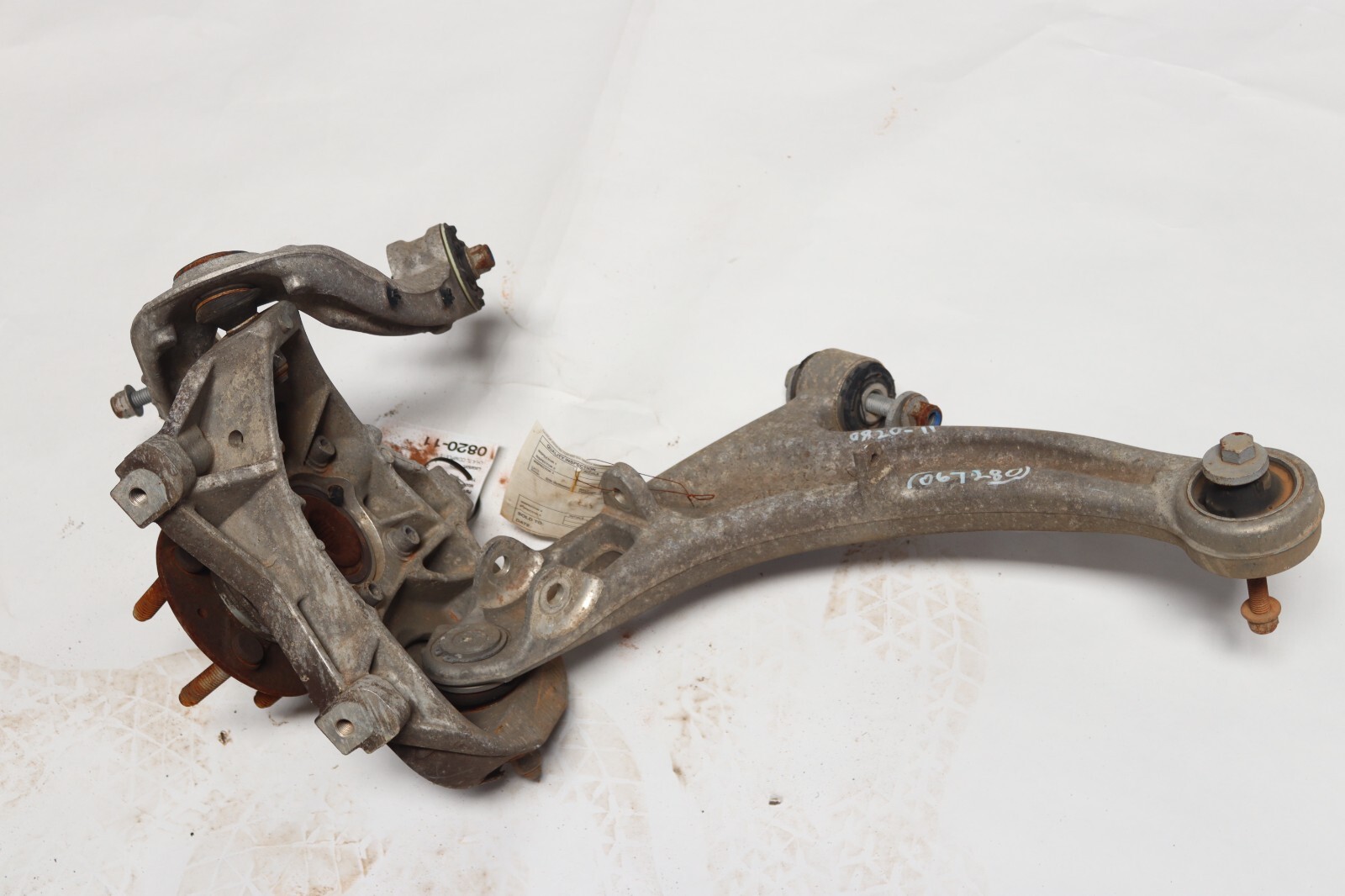 06-16 ASTON MARTIN V8 VANTAGE FRONT LEFT SPINDLE KNUCKLE W/ CONTROL ARM OEM