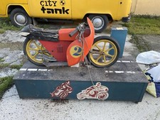 Moto A GETTONI VINTAGE FUNZIONANTE SALA GIOCHI GIOCO MOTOCICLETTA
