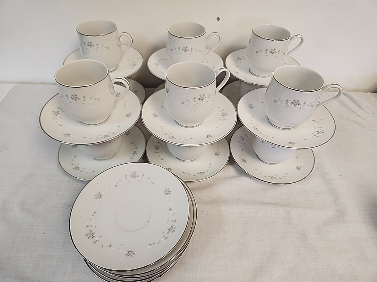 SET OF 12 Sango China - JULIE - Made in Japan - 6184 - Coffee Cups