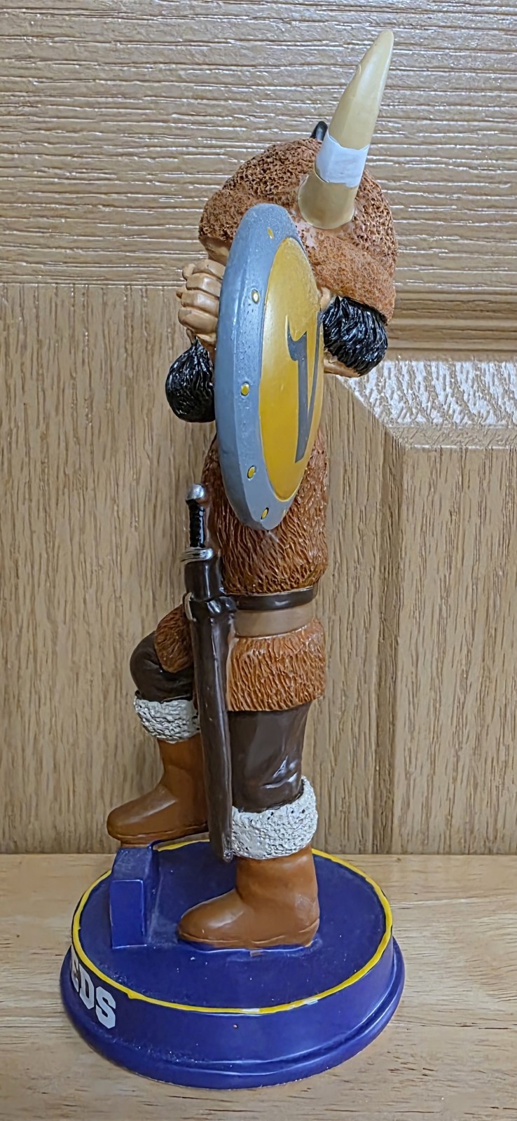 Picture 2 of 6