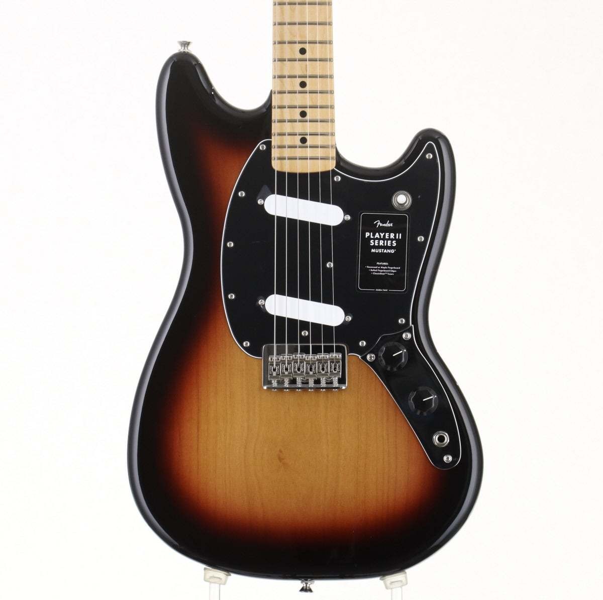Fender Player II Mustang Maple Fingerboard 3-Color Sunburst 2025 o15309