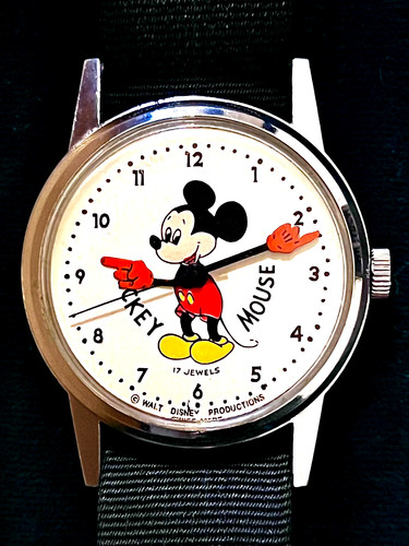 Vintage Walt Disney Mickey Mouse 17 Jewels Mechanical Wind-Up Watch | Runs Great