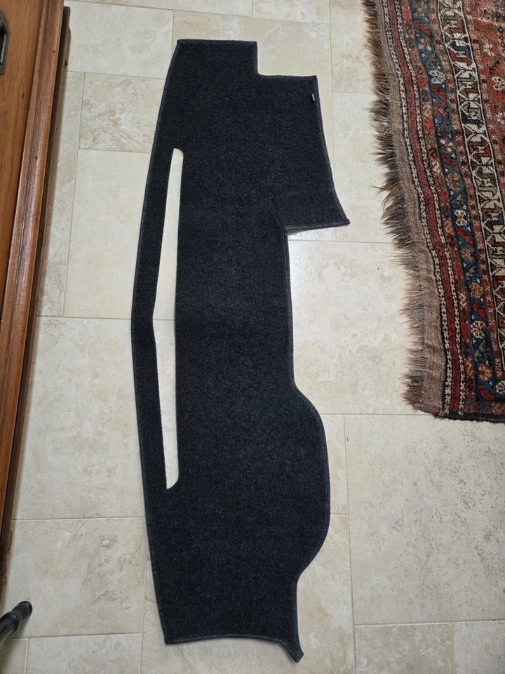 Alfombrilla de tablero Toyota 4Runner 2010-2022 - Marca DashMat - Tela gris Foto 2 de 4