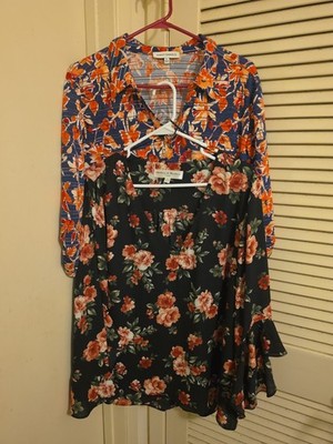 Lot Of 2 Unique Brands Floral And Red Design Blouses