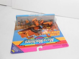 Micro Machines #20 Hard Hat Collection 75030. 1993 Galoob. NEW, Sealed.