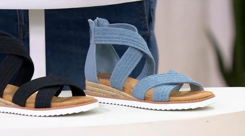 Skechers Women Desert Kiss Stretch Strap Sandals TINI $60 {&} - Picture 4 of 8