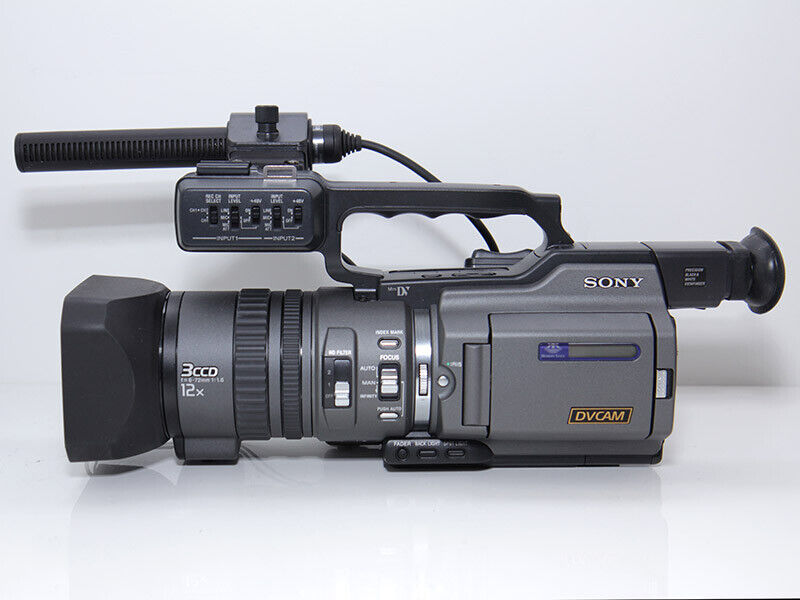 Sony DSR-PD170P DVCAM 3CCD Handycam Professional MiniDV Sony DSR-PD170P DVCAM 3CCD Handycam Professional MiniDV