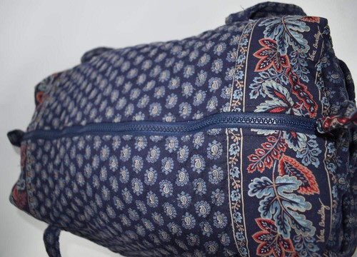 Vera Bradley Large Duffel Bag in Vintage "Classic Navy -1998" Pattern - Picture 3 of 13