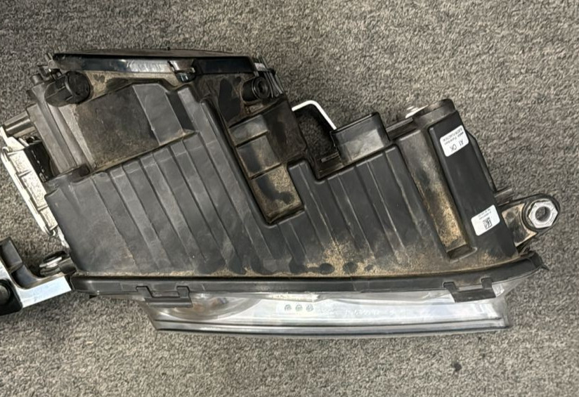 10-18 Rolls Royce Ghost Wraith Dawn RIght RH HID Xenon Headlight 63127322042 OEM