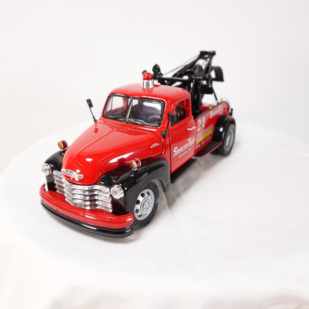 Snap On New 1953 Chevy Wrecker 1:24 Scale Die Cast | eBay
