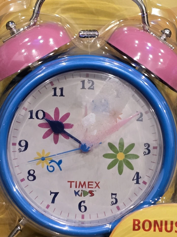 Vintage TIMEX KIDS Analog Bell Alarm Clock TK030L NEW - Image 2 of 4