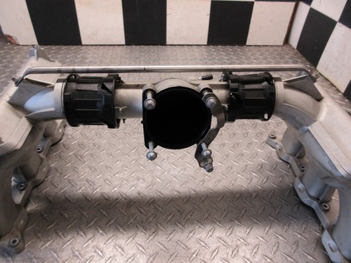 2012 Porsche 911 997 Turbo S Air Intake Manifold Throttle Body Valve air - Picture 10 of 18