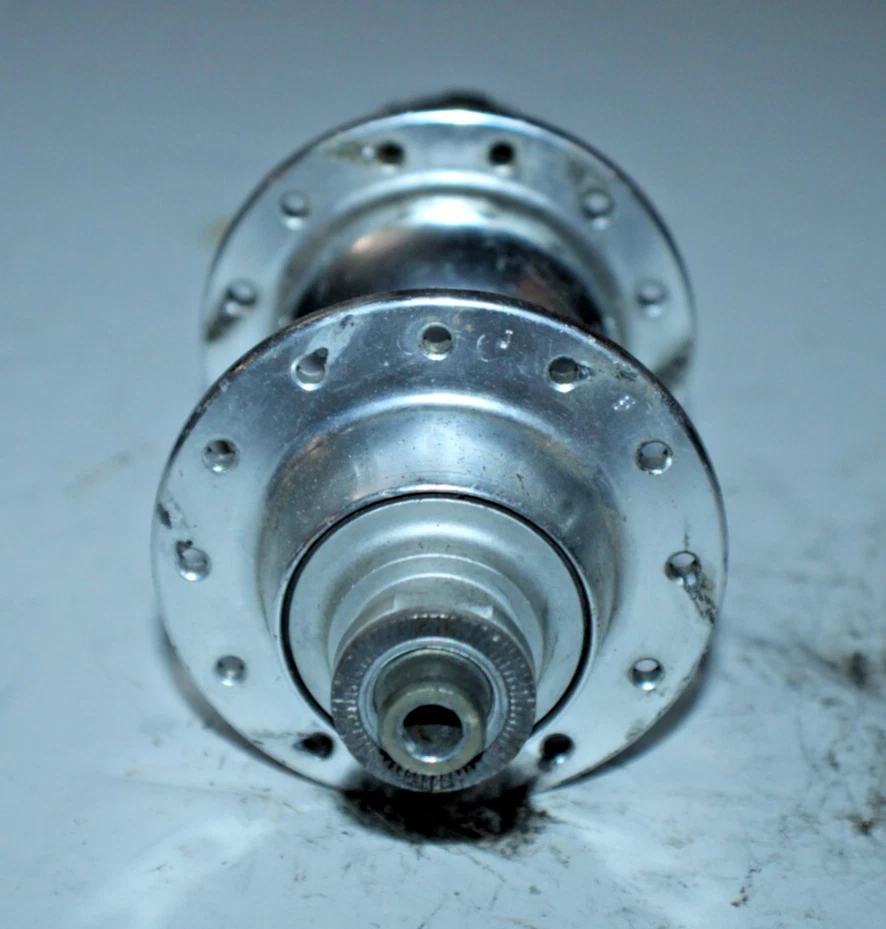 Buje trasero de carreras buje libre plateado 24H 131 mm Touring Road MTB grava remitente de EE. UU. :) Foto 2 de 4