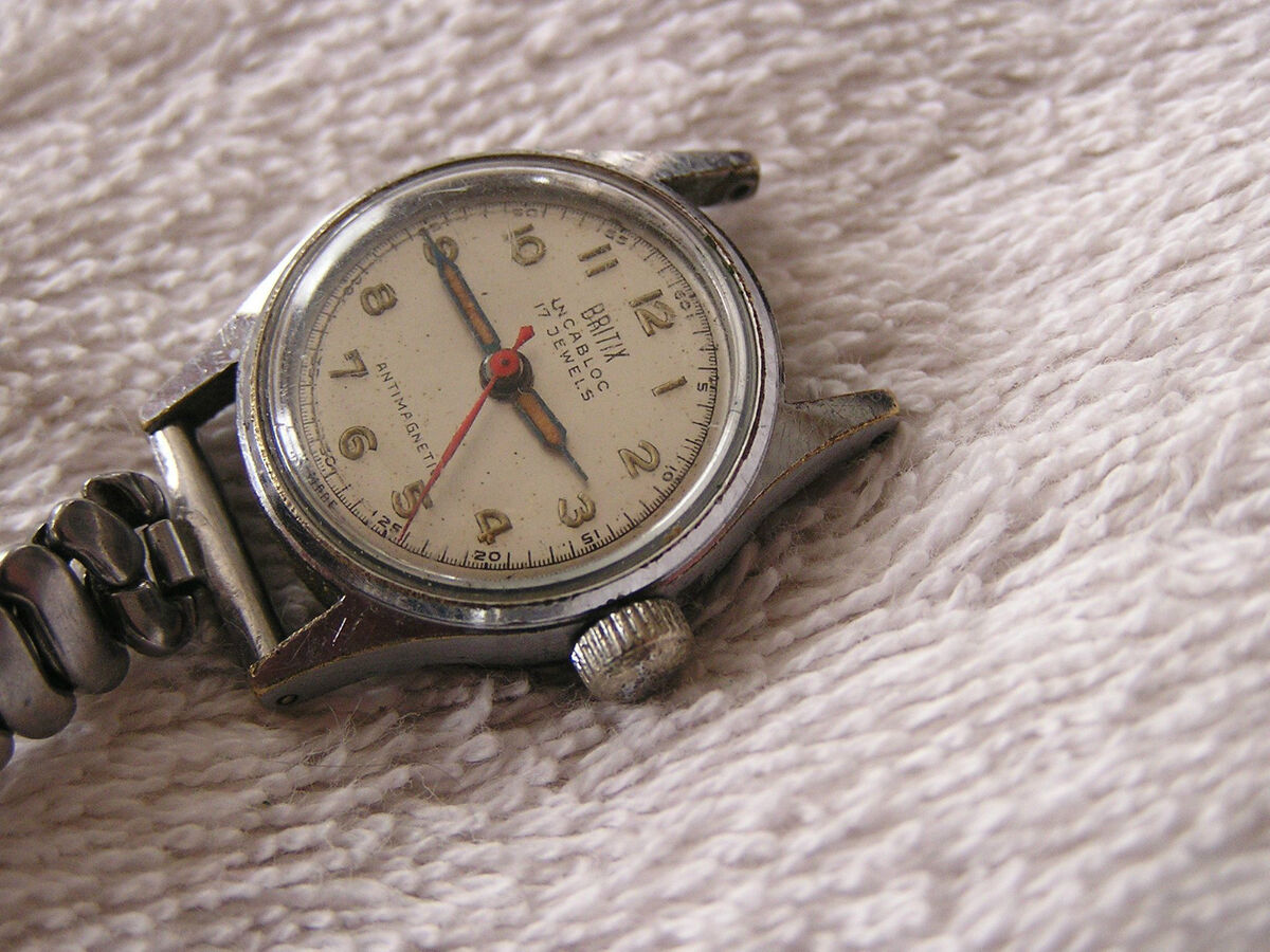 Vintage Britix Incabloc Watch 17 Jewels Antimagnetic | eBay Vintage Britix Incabloc Watch 17 Jewels Antimagnetic | eBay