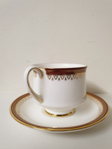 Vintage Royal Albert Paragon Holyrood 1983 2x Cup / 1 Saucers Bone China England - Picture 5 of 15
