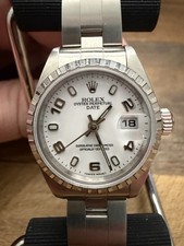 Rolex | Lady Date | Oyster Perpetual | 79240 | White Dial | Engine Turn Bezel