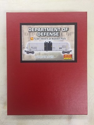 Micro-Trains Line  Dept. of Defense 3-Car Runner Pack  993 00 067  *MINT*  OOP