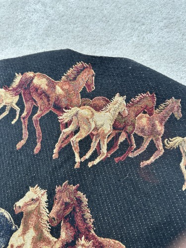 Vintage Aurora Clothing Western Horse Tapestry Vest USA Made Medium - Picture 17 of 20
