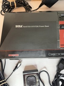Sega Master System Model 3010 -Black Console - Cleaned & Tested 1 Controller